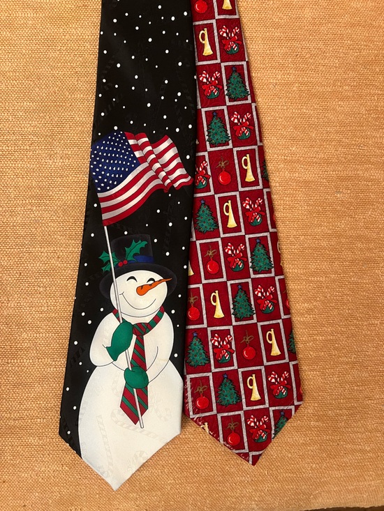 Hallmark Other - Vintage Christmas tie silk hallmark 90s set of 2